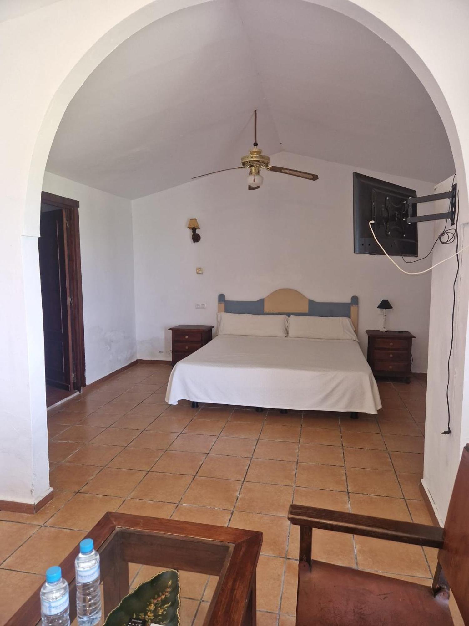 Hotel Rural Portilla De Monfraguee Ториль Экстерьер фото
